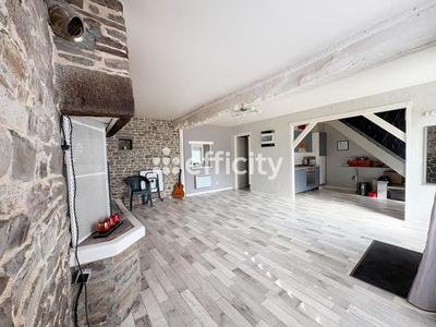 Maison en pierre - 65 m² - 3 pièces