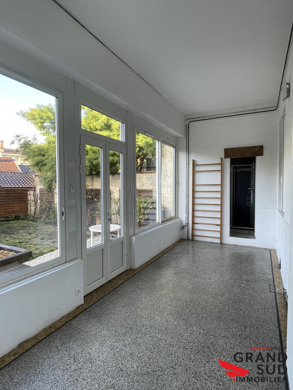 Maison - 225 m² - 7 pièces