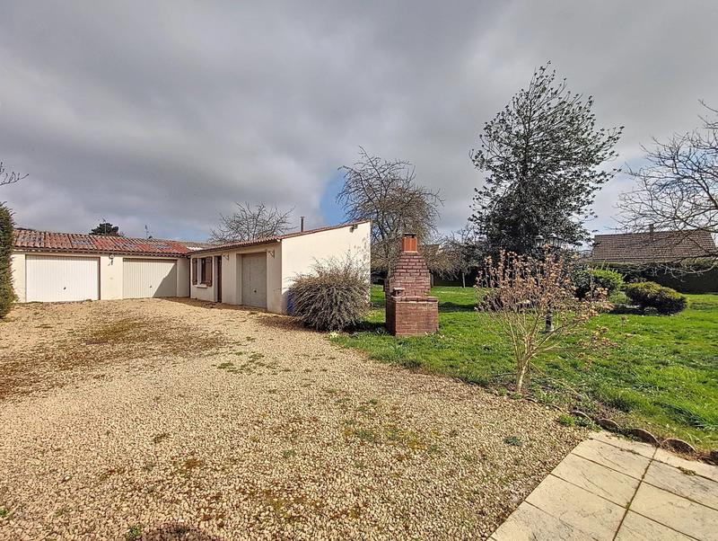 Maison - 170 m² - 9 pièces