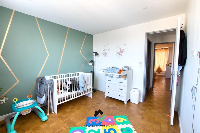 Appartement - 83 m² - 4 pièces