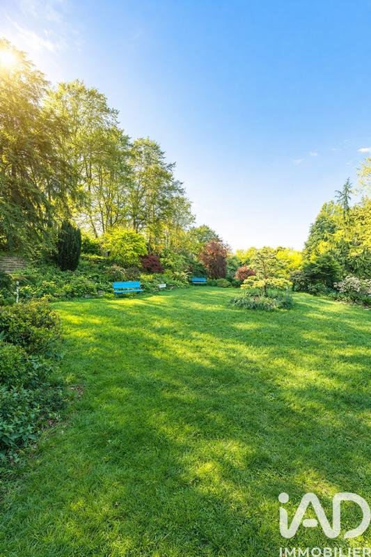 Maison - 218 m² - 6 pièces