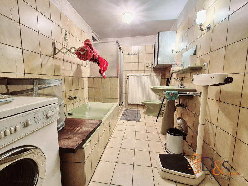 Maison ancienne - 530 m² - 15 pièces