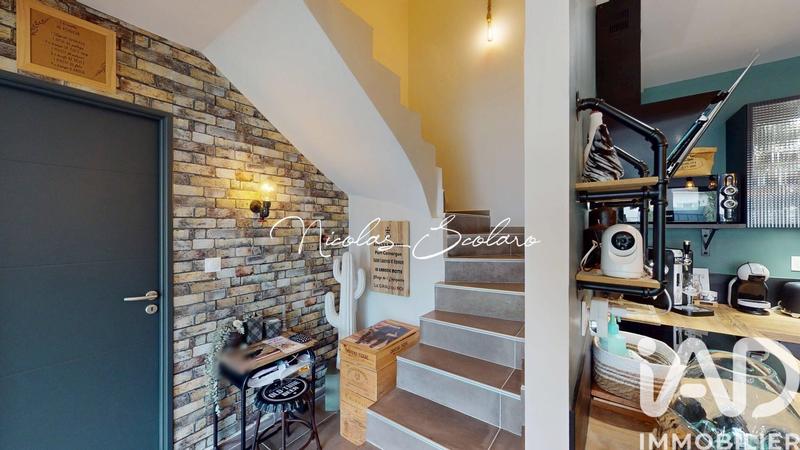 Maison - 186 m² - 5 pièces