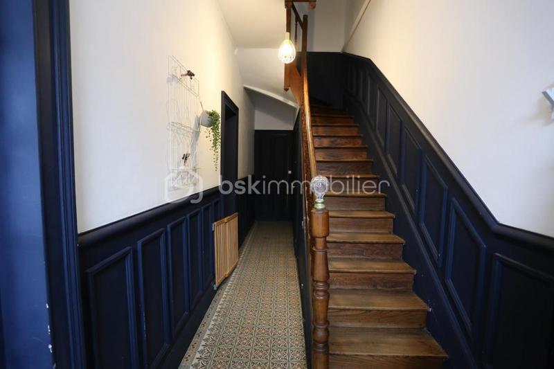 Maison de ville - 156 m² - 11 pièces