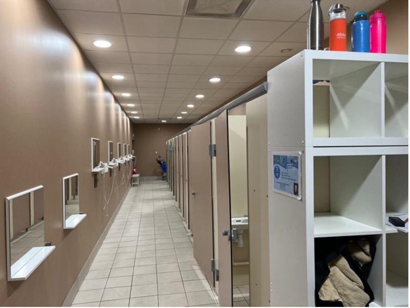 Local commercial - 1 221 m² - 8 pièces