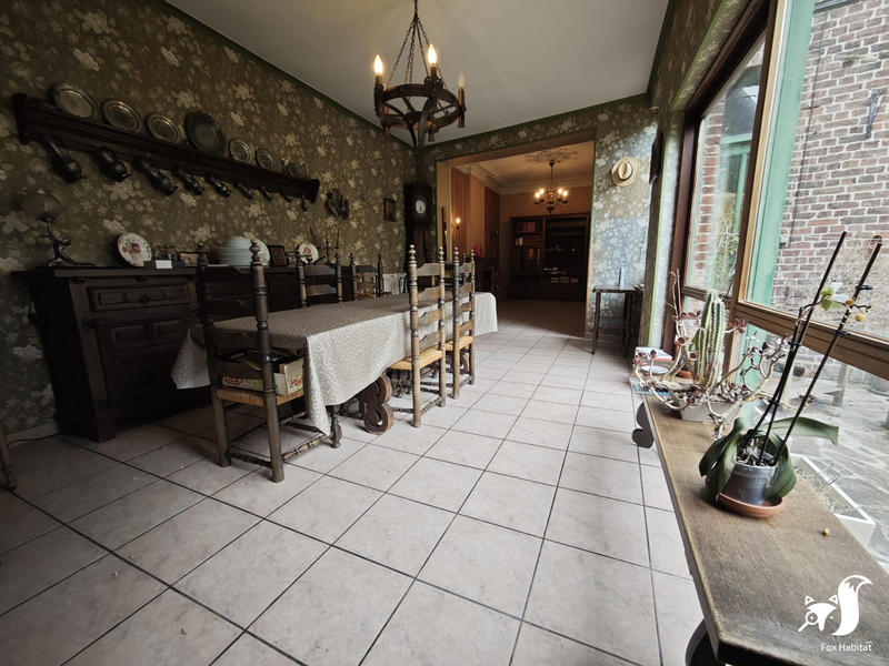 Maison - 179 m² - 9 pièces