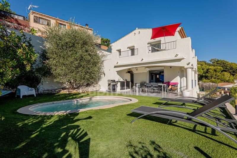 Villa - 138 m² - 4 pièces