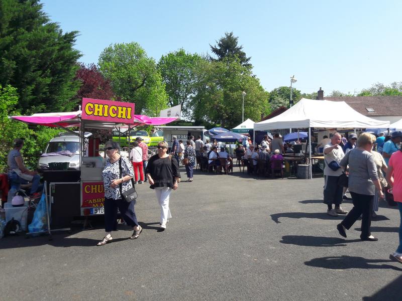 Foire artisanale et commerciale