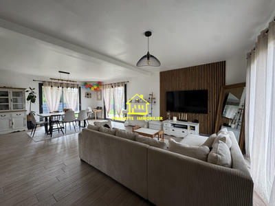 Maison - 150 m² - 5 pièces