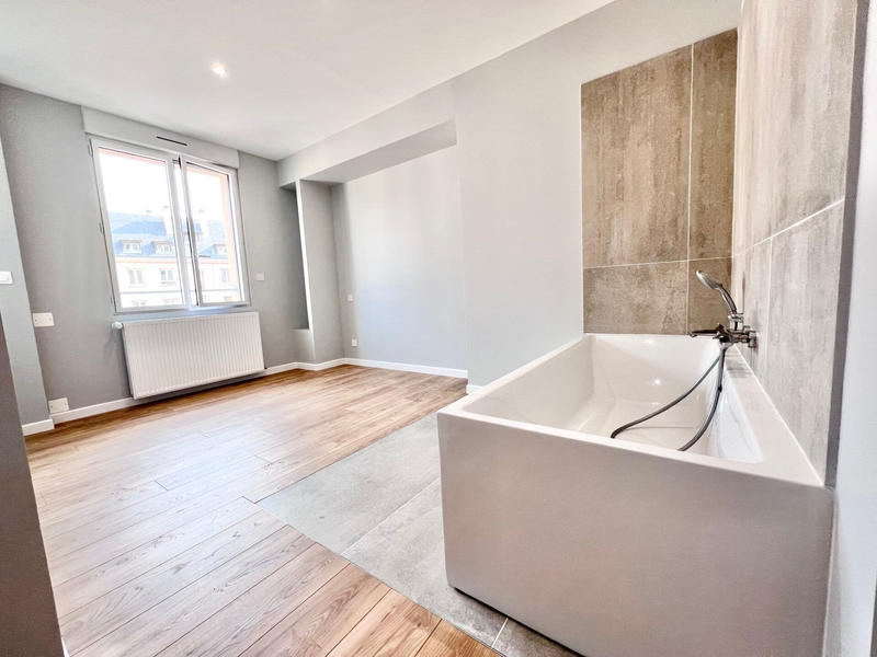 Appartement - 80 m² - 4 pièces