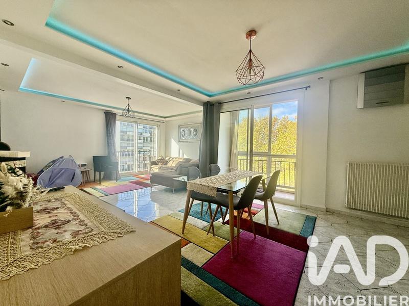 Appartement - 97 m² - 4 pièces