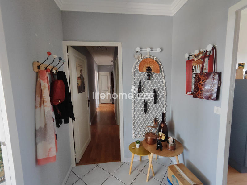 Appartement - 107 m² - 4 pièces