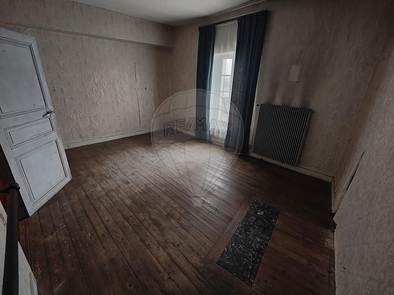 Maison - 107 m² - 5 pièces