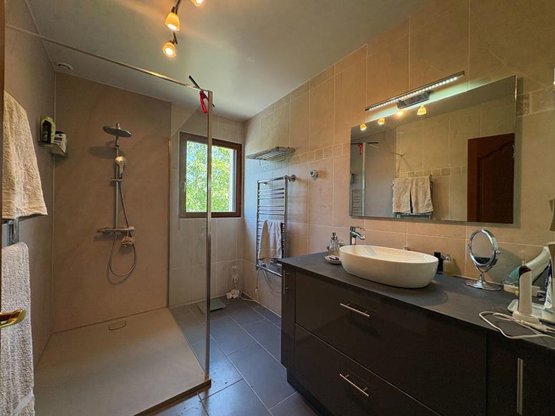 Maison - 175 m² - 7 pièces