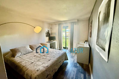 Appartement - 96 m² - 4 pièces