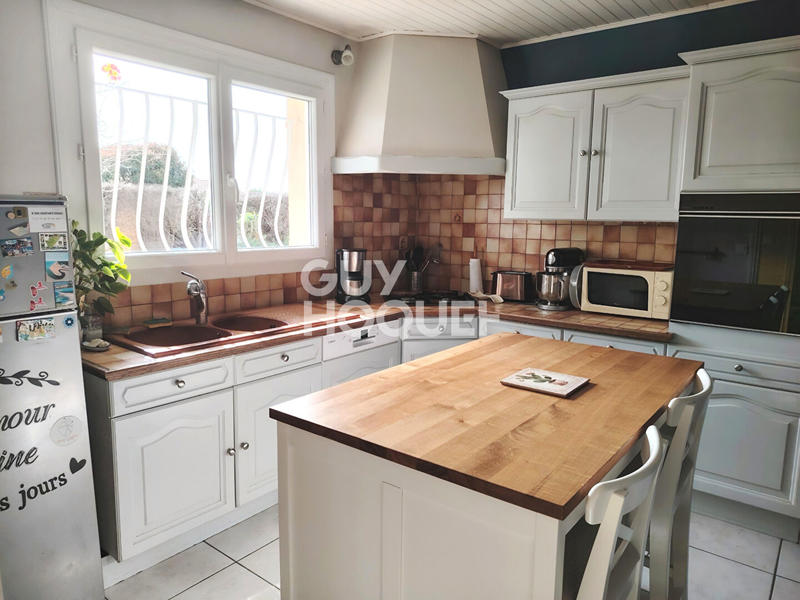 Maison - 90 m² - 4 pièces