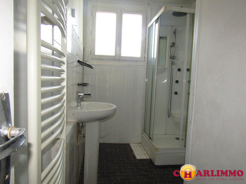 Maison traditionnelle - 83 m² - 3 pièces