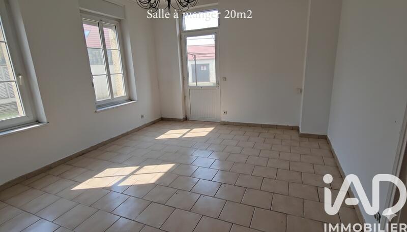 Maison de village - 254 m² - 10 pièces