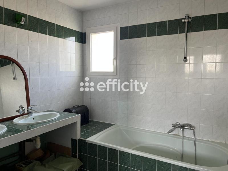 Maison - 165 m² - 5 pièces