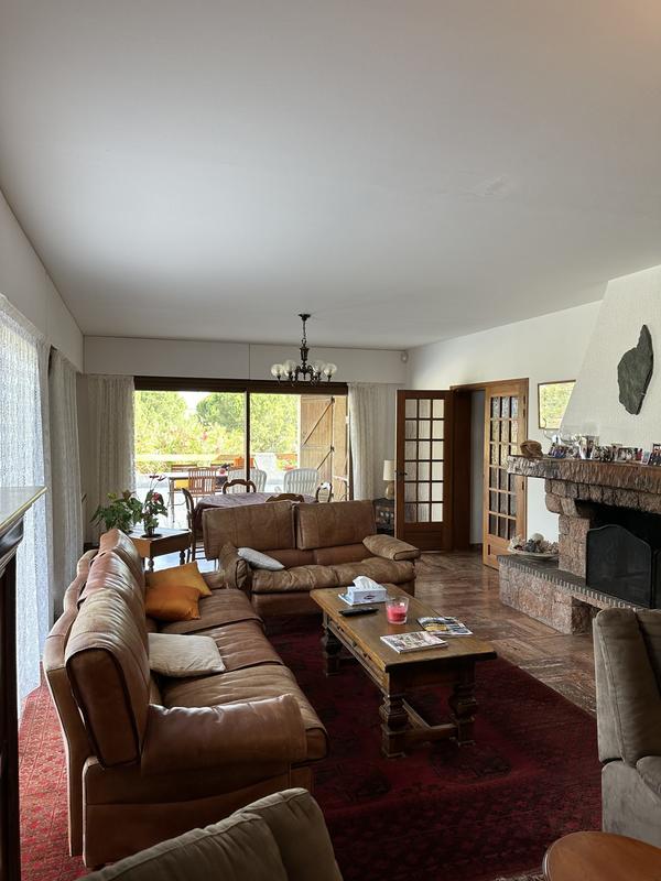 Villa - 265 m² - 9 pièces