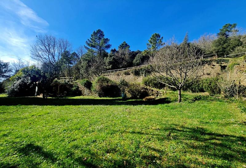 Mas - 523 m² - 15 pièces