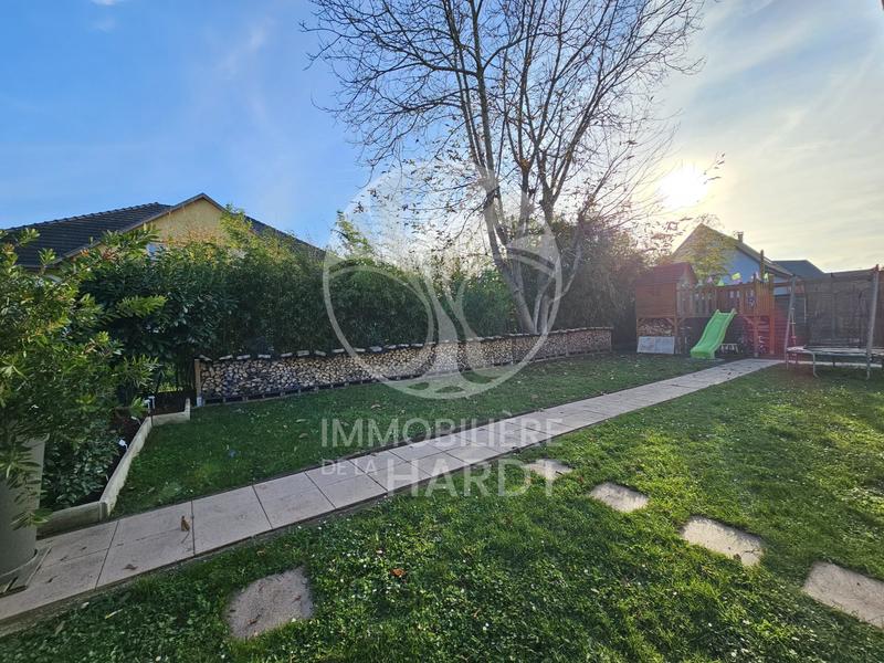 Maison - 84 m² - 4 pièces