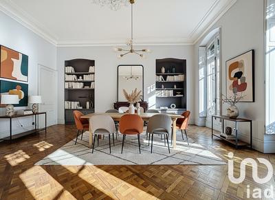 Appartement - 226 m² - 6 pièces