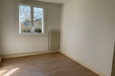 Appartement - 92 m² - 5 pièces