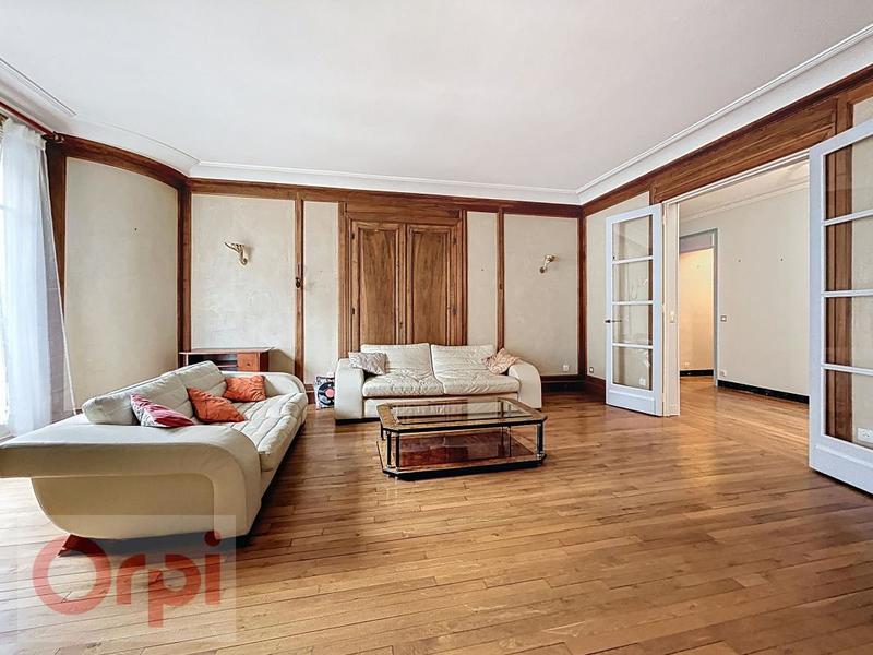 Appartement - 152 m² - 5 pièces