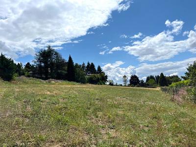 Terrain constructible - 760 m²