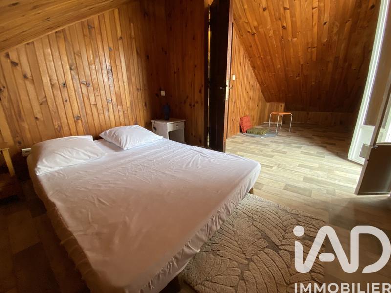 Maison - 180 m² - 5 pièces