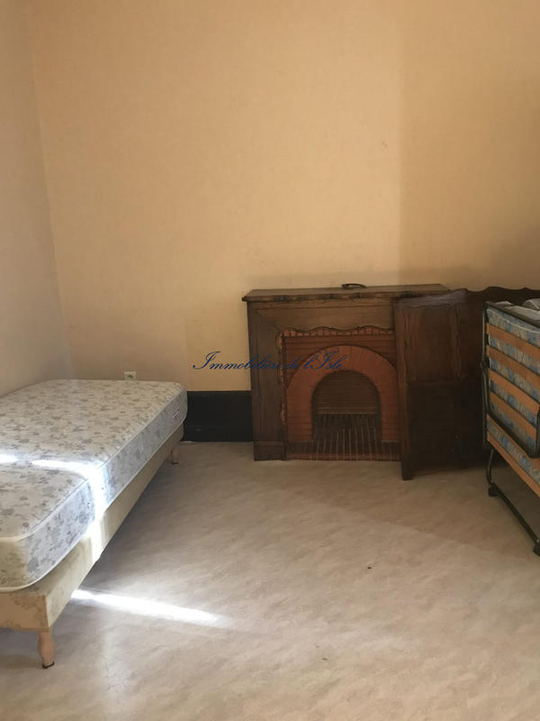 Maison - 550 m² - 21 pièces