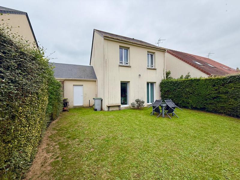 Maison - 84 m² - 5 pièces