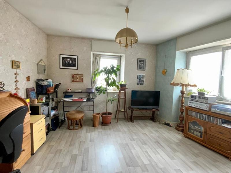 Maison - 400 m² - 7 pièces