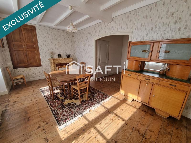 Maison - 216 m² - 11 pièces