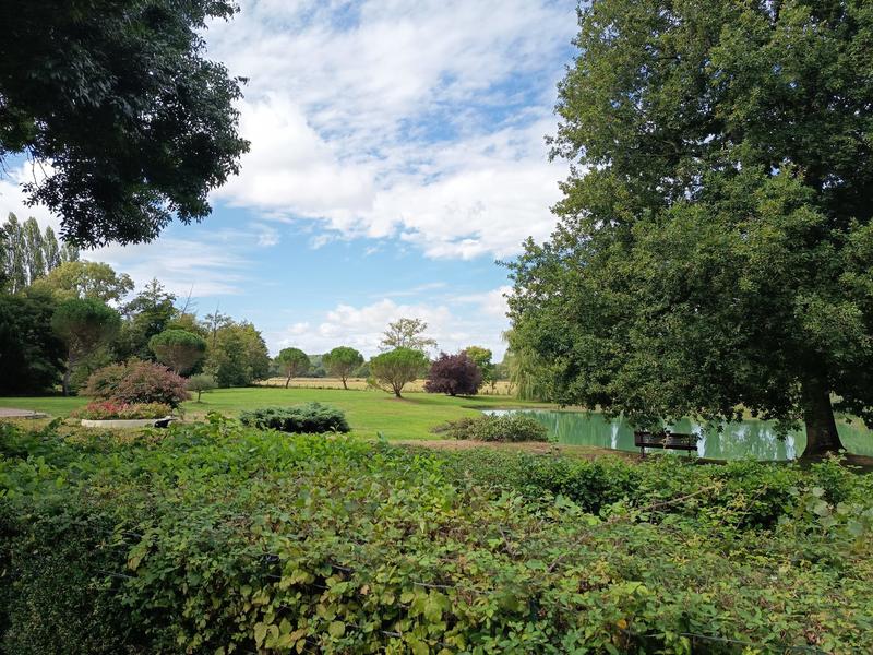 Maison traditionnelle - 210 m² - 7 pièces