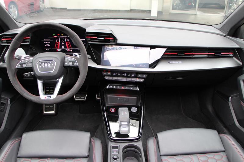 Audi Rs3 Sportback 2.5 Tfsi 400 s tronic 7 Quattro