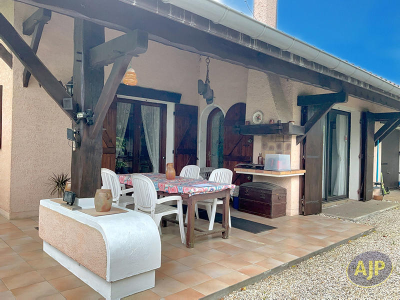 Maison - 174 m² - 7 pièces