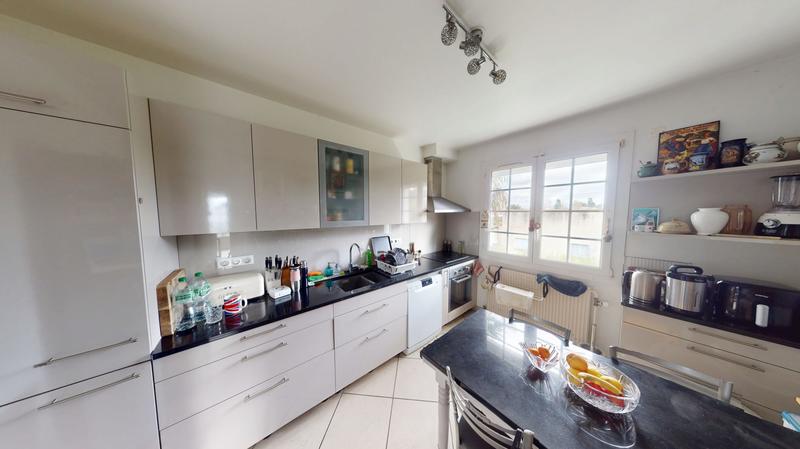 Maison ancienne - 185 m² - 7 pièces