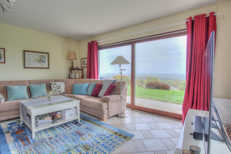 Villa - 200 m² - 6 pièces