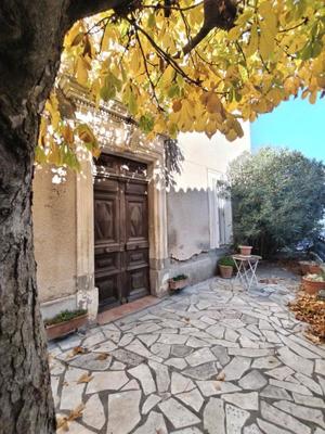 Maison - 203 m² - 6 pièces