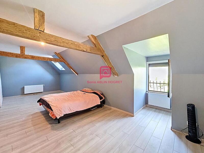 Maison - 195 m² - 6 pièces