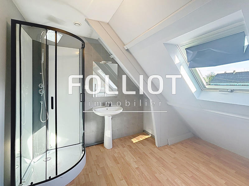 Maison - 87 m² - 4 pièces