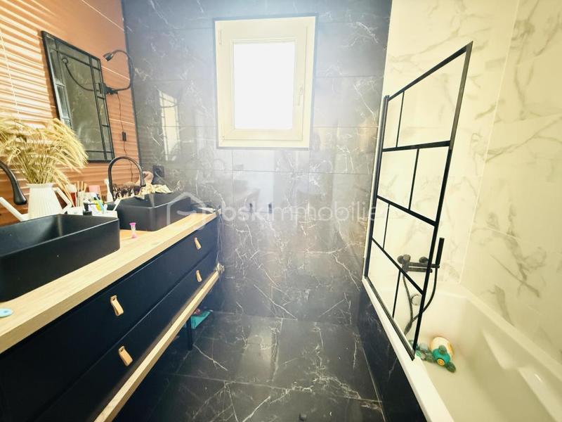 Maison - 130 m² - 7 pièces