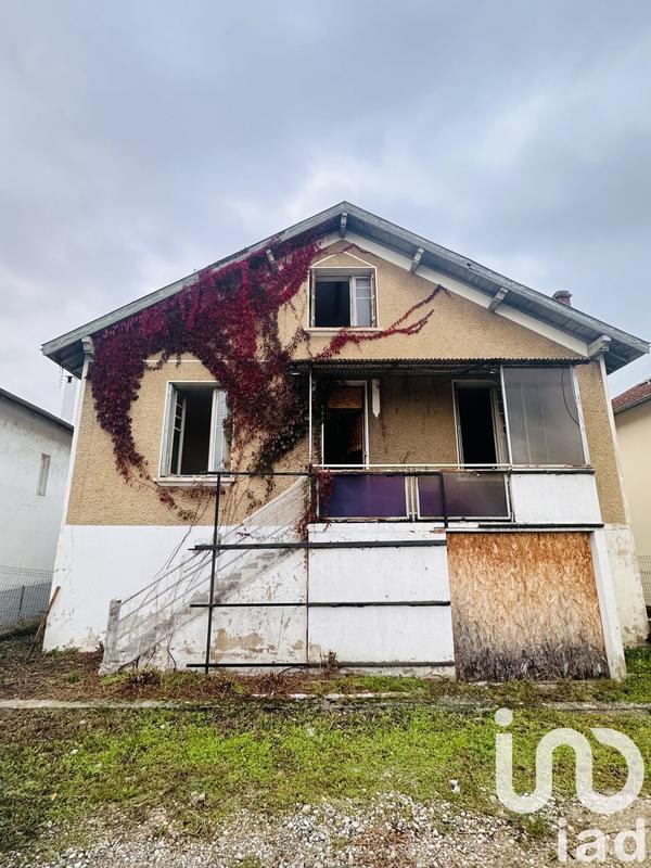 Maison - 200 m² - 8 pièces