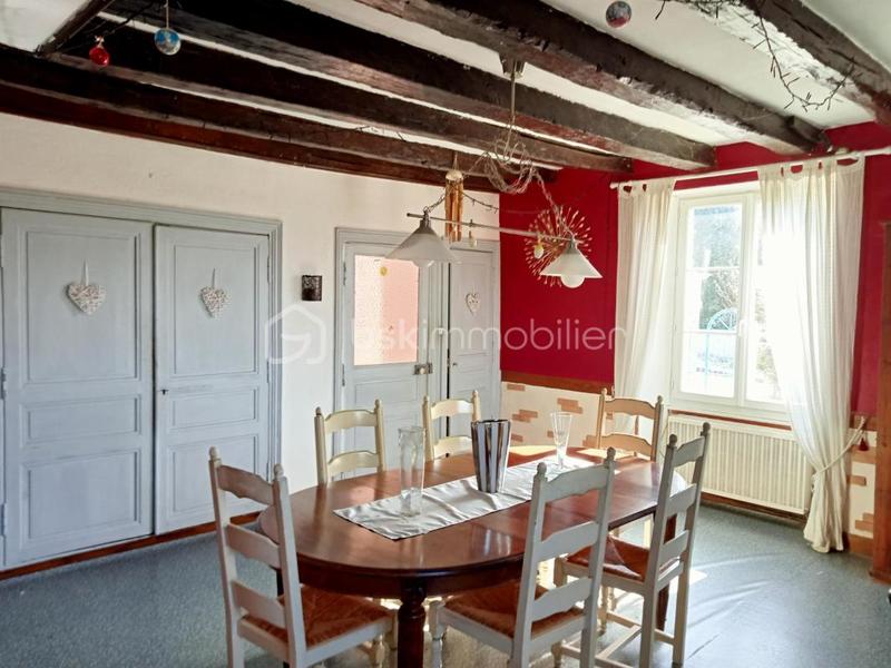 Maison en pierre - 189 m² - 8 pièces