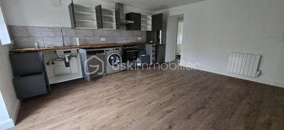 Maison traditionnelle - 142 m² - 5 pièces