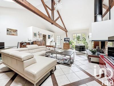 Maison - 159 m² - 6 pièces