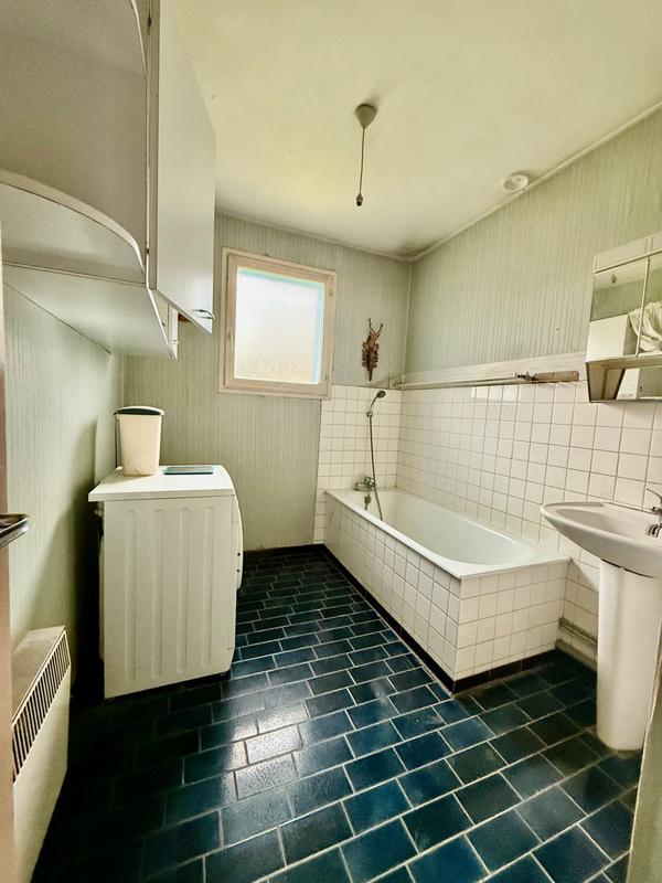 Maison - 80 m² - 6 pièces