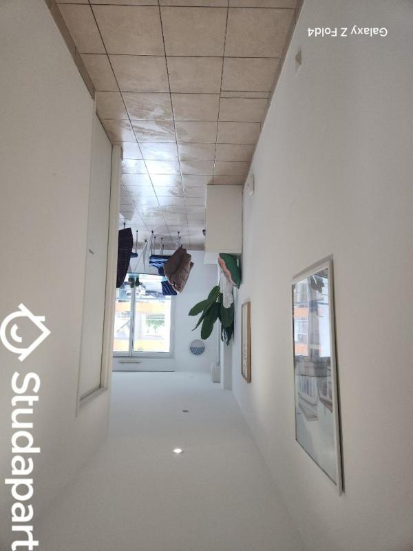 Chambre - 9 m² - 1 pièce